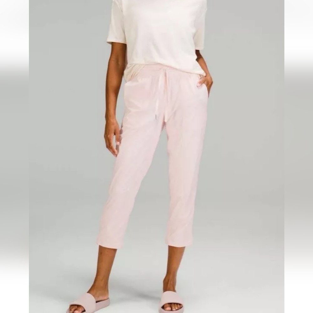 Lululemon Athletica Pink Capris